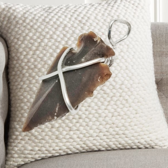 👣4/$20.  Natural Stone Hand Knapped Arrowheah - Picture 4 of 5